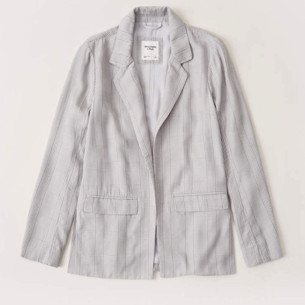 Abercrombie and Fitch Drapey Blazer in Grey Plaid